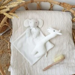 BamBam Sustainable Giraffe Rammelaar 11 BamBam Sustainable Giraffe Rammelaar -Kinderspeelgoed bambam sustainable giraffe rammelaar 2 ba94