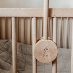 BEZISA Houten Mobiel Houder -Kinderspeelgoed mobiles holder detail 5 3e8c