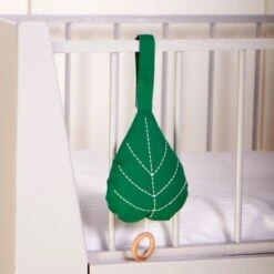 Roommate Leaf Muziekmobiel Green -Kinderspeelgoed roommate leaf muziekmobiel green 2 698c